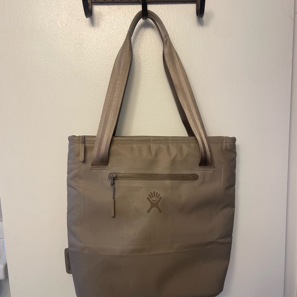 Hydro Flask Beige 8 Liter Insulated Lunch Tote